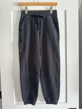 Lululemon Ribbed High-Rise Jogger 25" *7/8 Length Size 4
